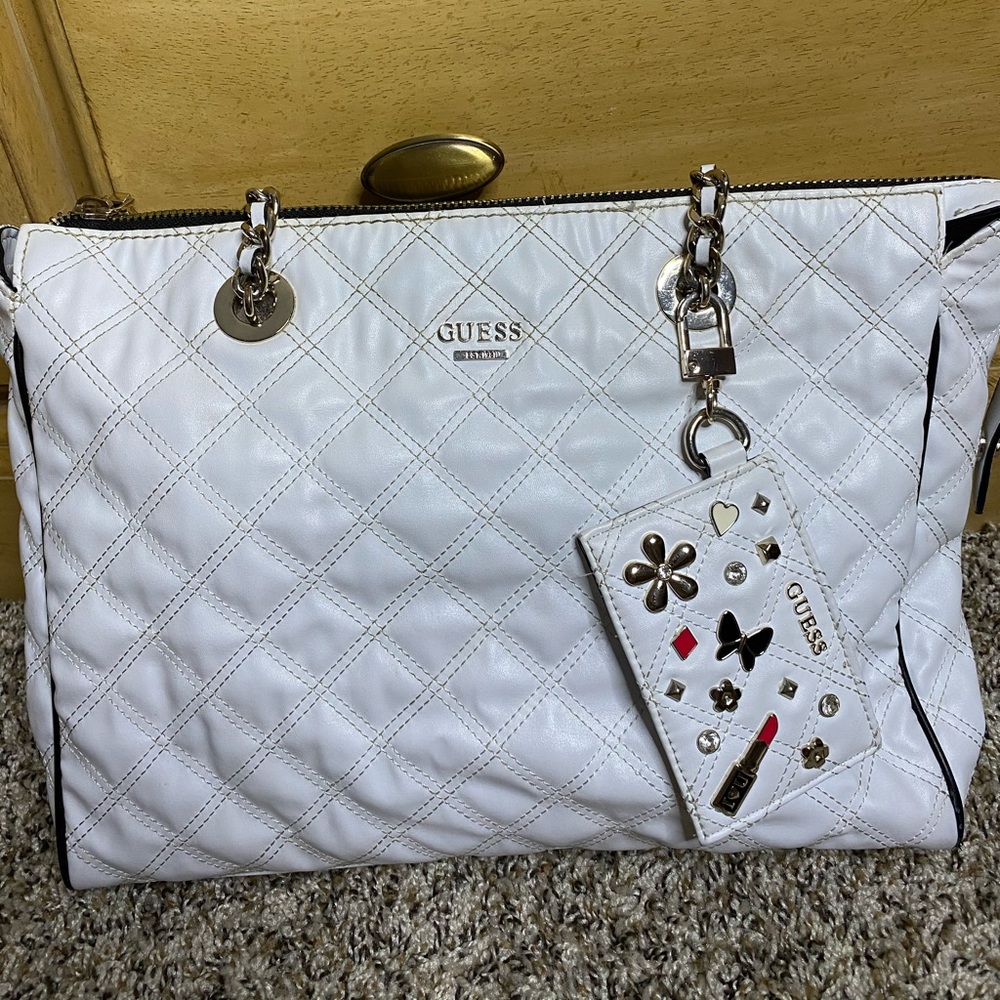 Guess white quilted bag
